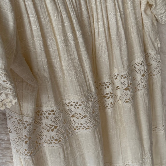 American Eagle Outfitters Cream Lace Mini Dress - Picture 4 of 9